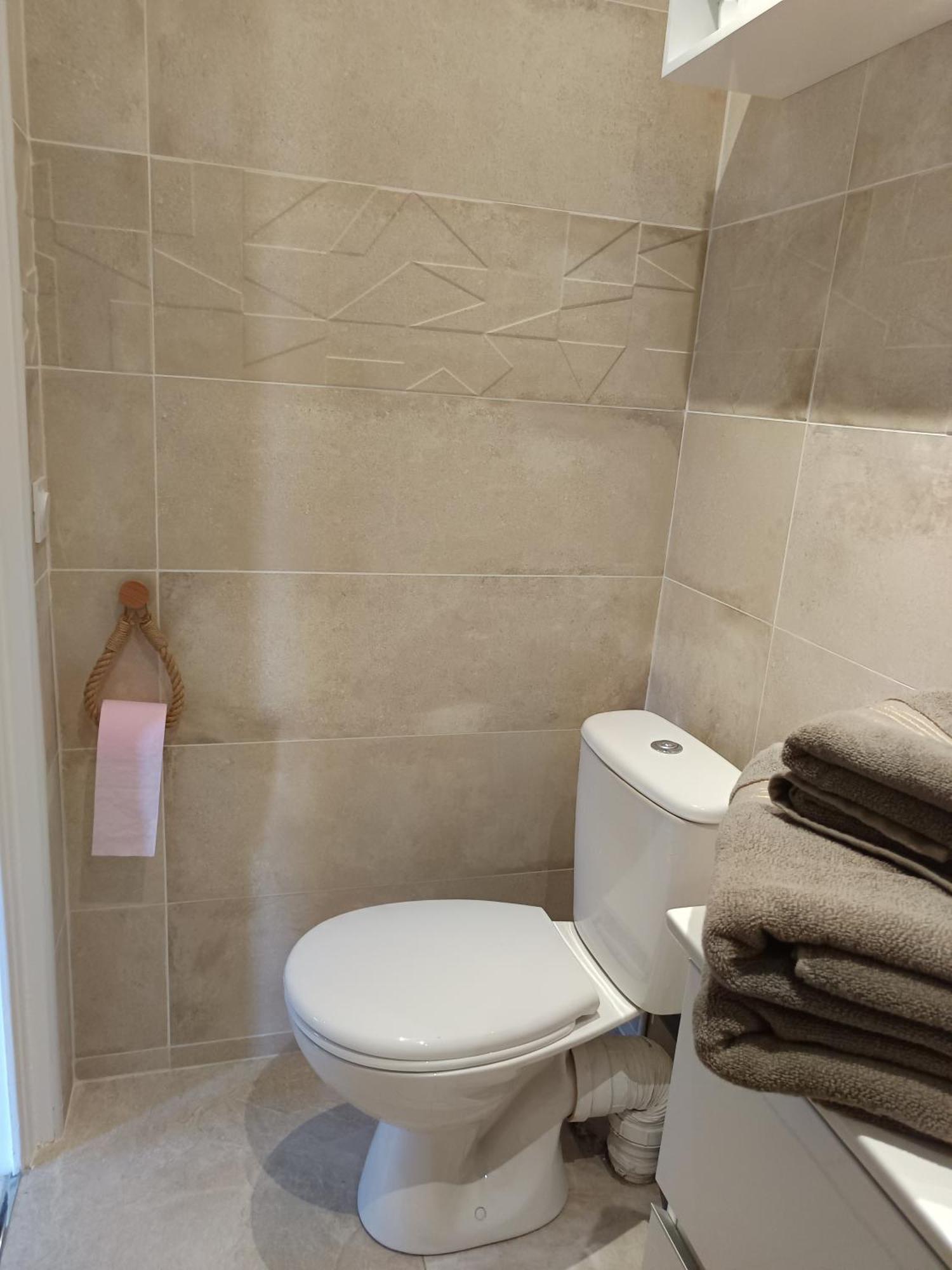 Les Ageux Appartement Des Oliviers מראה חיצוני תמונה